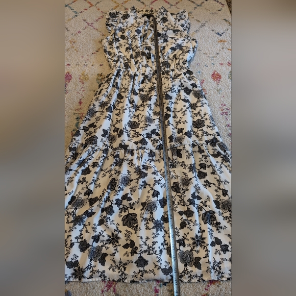 Banana Republic Floral Sleeveless Dress - Picture 10 of 10